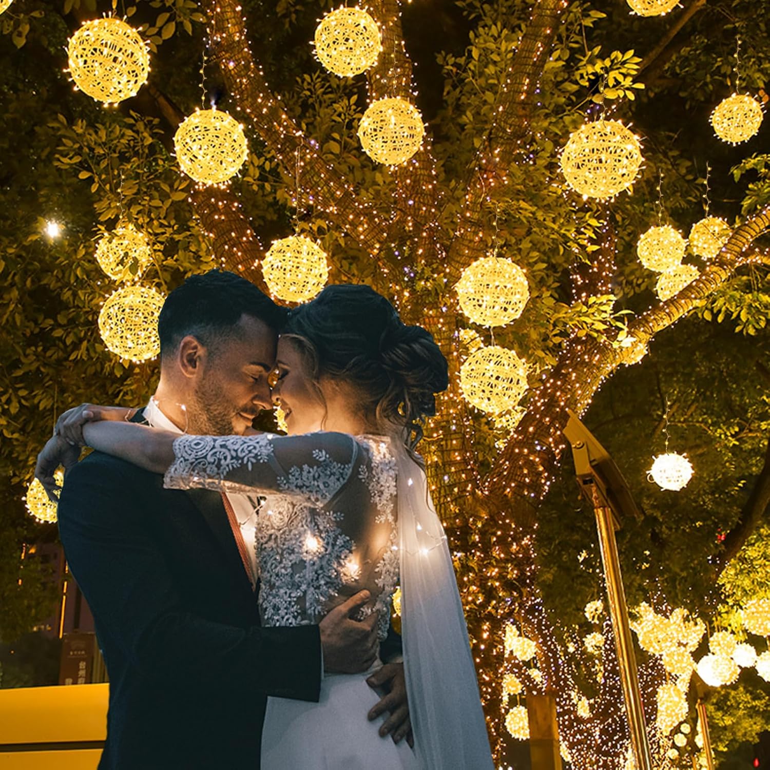 Boule lumineuse pour décoration jardin, fête, mariage, café, restaurant...