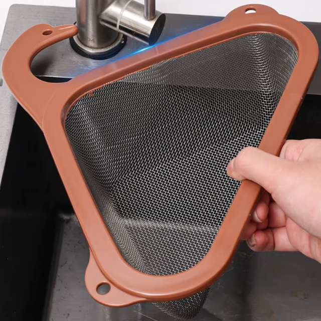 Panier d'angle pour évier de cuisine