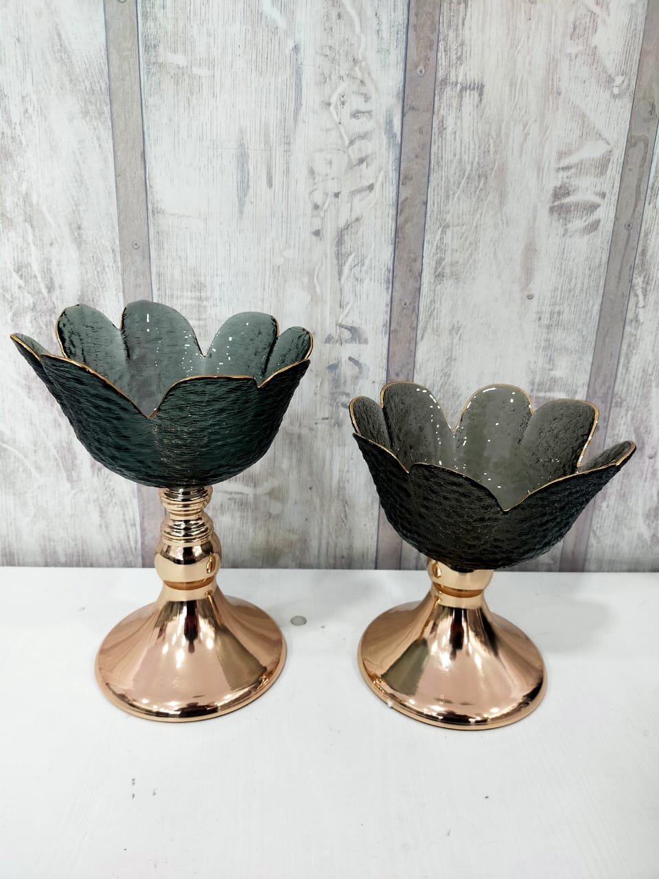 Bonbonnière en verre avec support doré 4-40-32/33